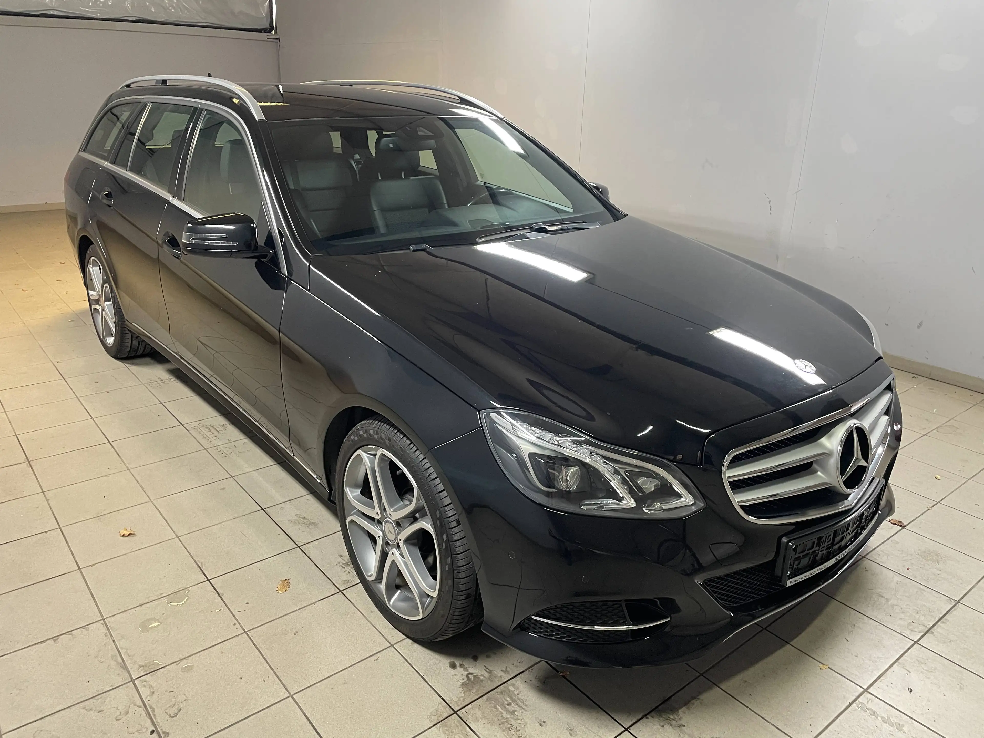 Mercedes-Benz E 250 E 250 BlueTec 4Matic (212.297) — photo 2