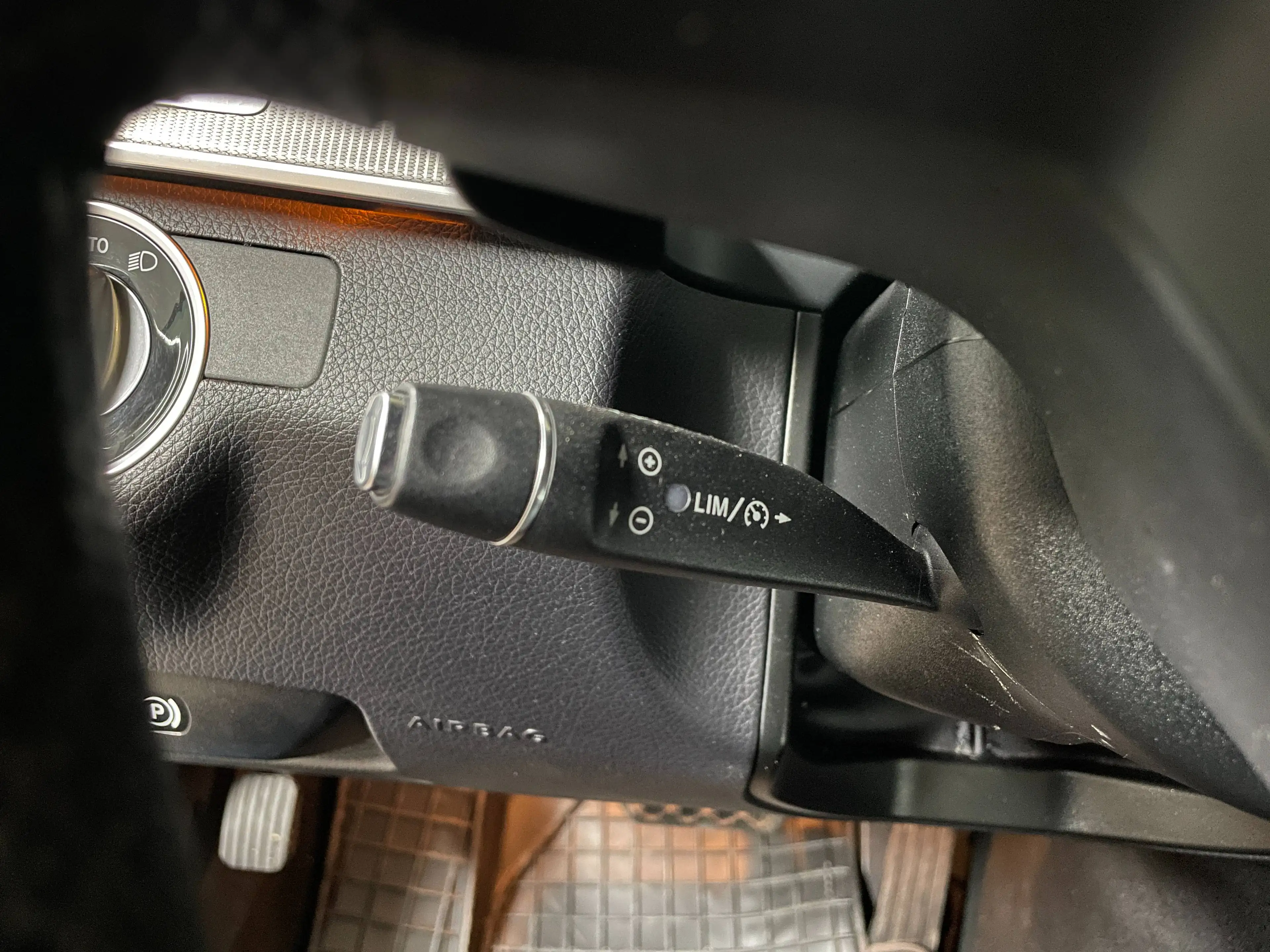 Mercedes-Benz E 250 E 250 BlueTec 4Matic (212.297) — photo 11