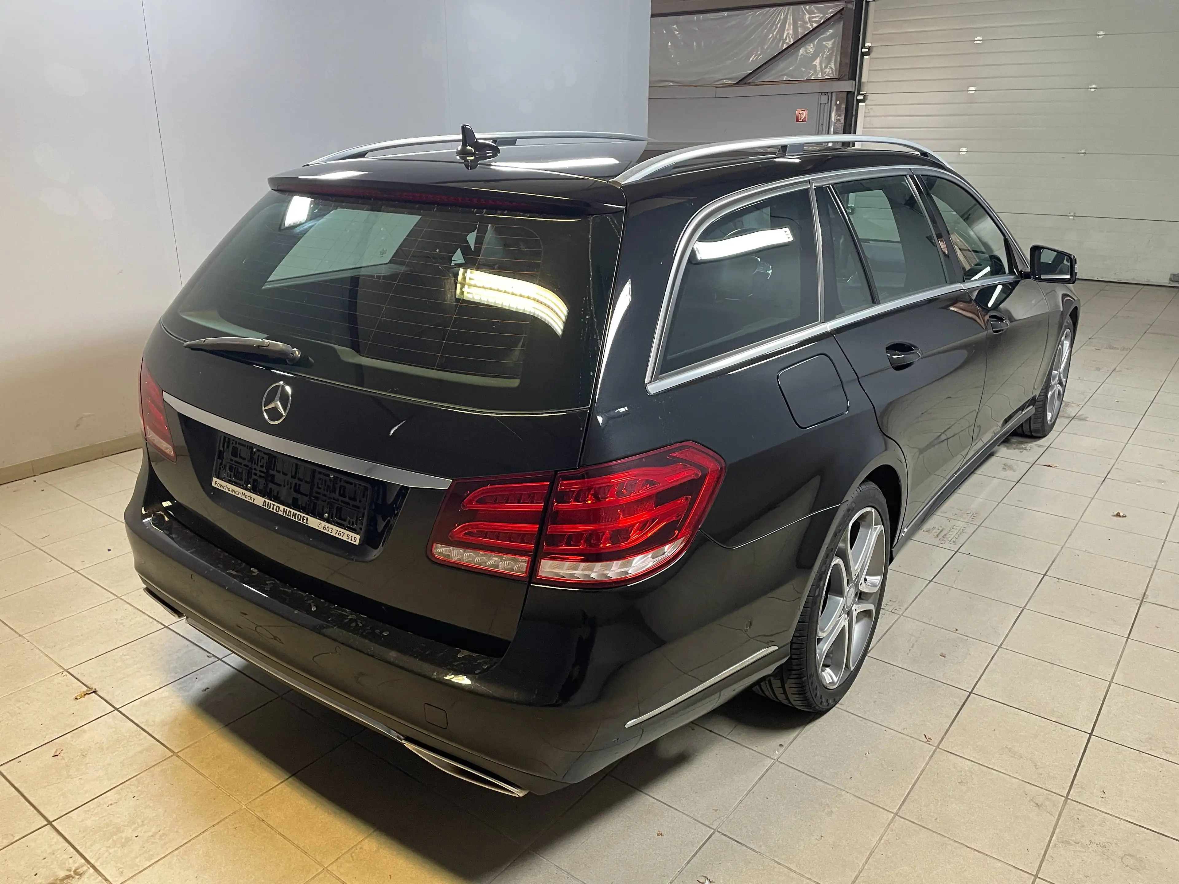 Mercedes-Benz E 250 E 250 BlueTec 4Matic (212.297) — photo 3