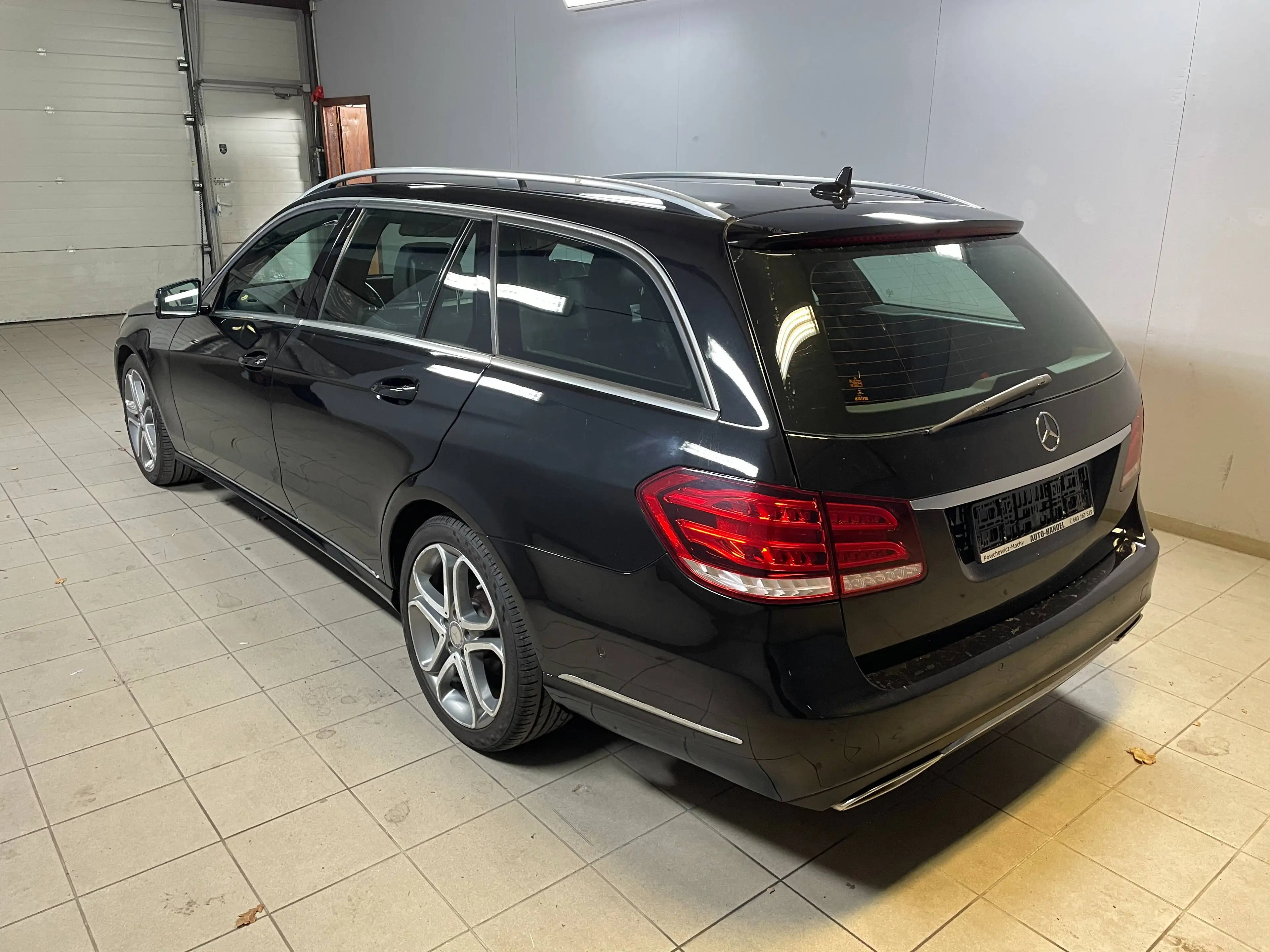 Mercedes-Benz E 250 E 250 BlueTec 4Matic (212.297) — photo 4