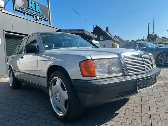 Mercedes-Benz 190 E Automatik