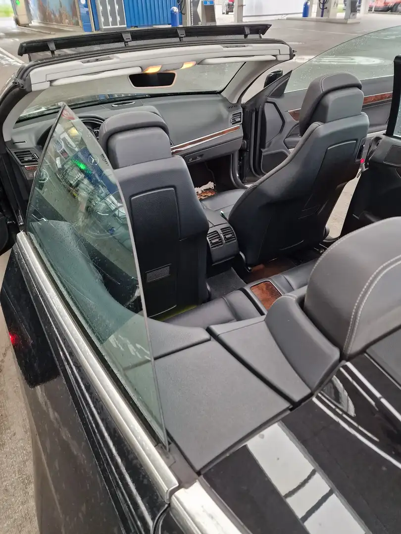 Mercedes-Benz E 220 BlueEfficiency CDI Aut. Schwarz - 1