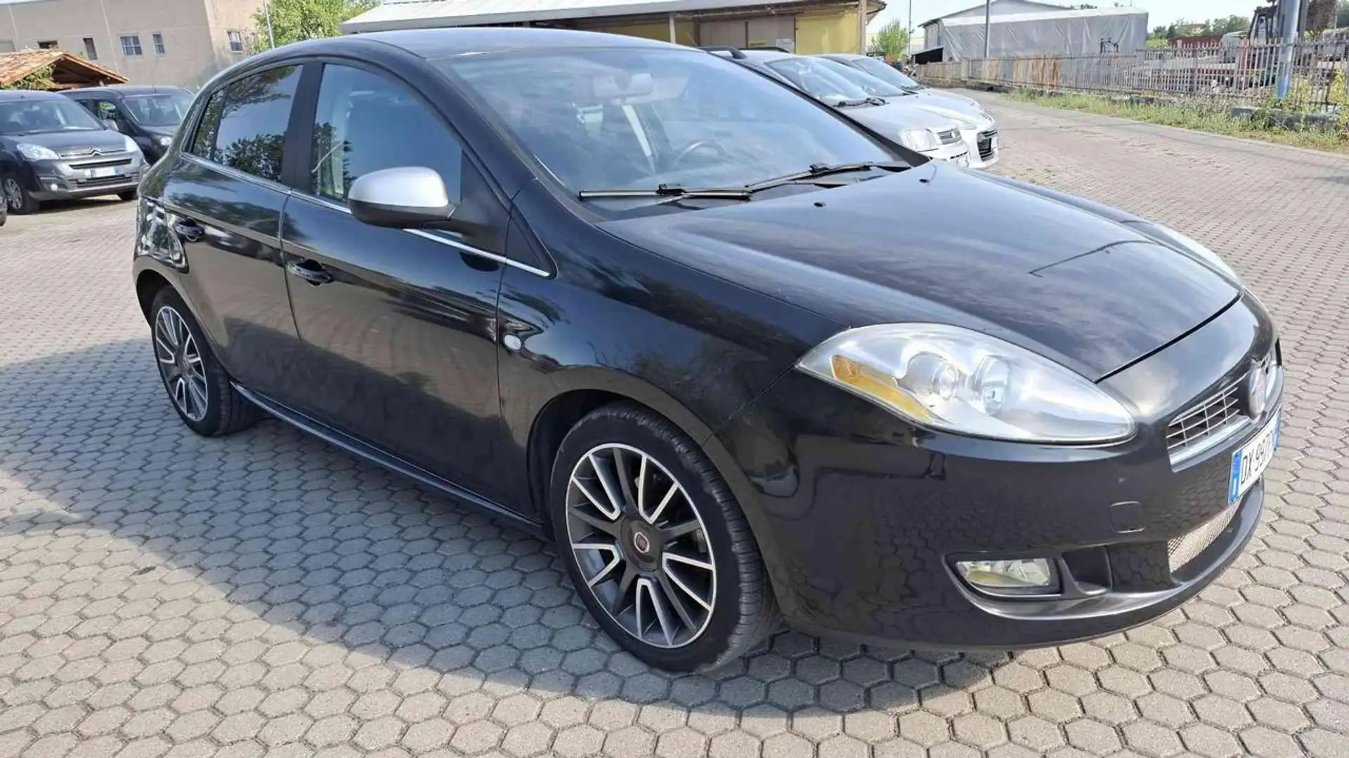 Fiat Bravo 1.6 MJT DPF UNICO PROPRIETARIO Zwart - 1