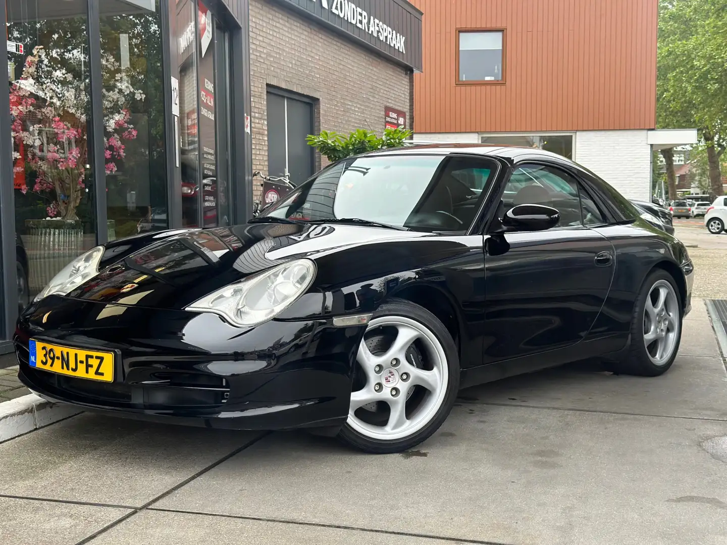 Porsche 996 Cabrio 3.6 Carrera | Hardtop | Apple carplay Andro Zwart - 1