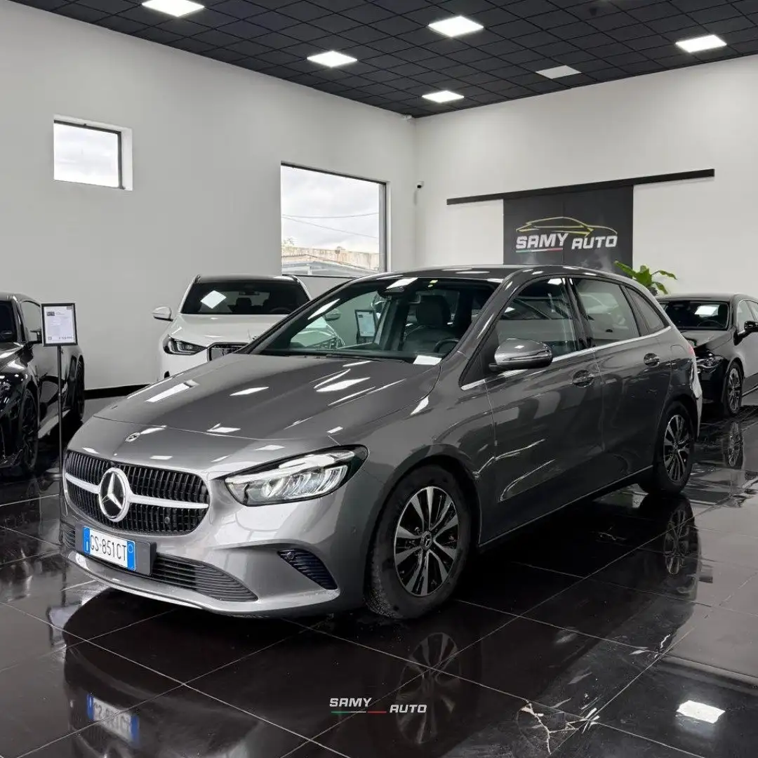Mercedes-Benz B 180 d Advanced auto Grigio - 2