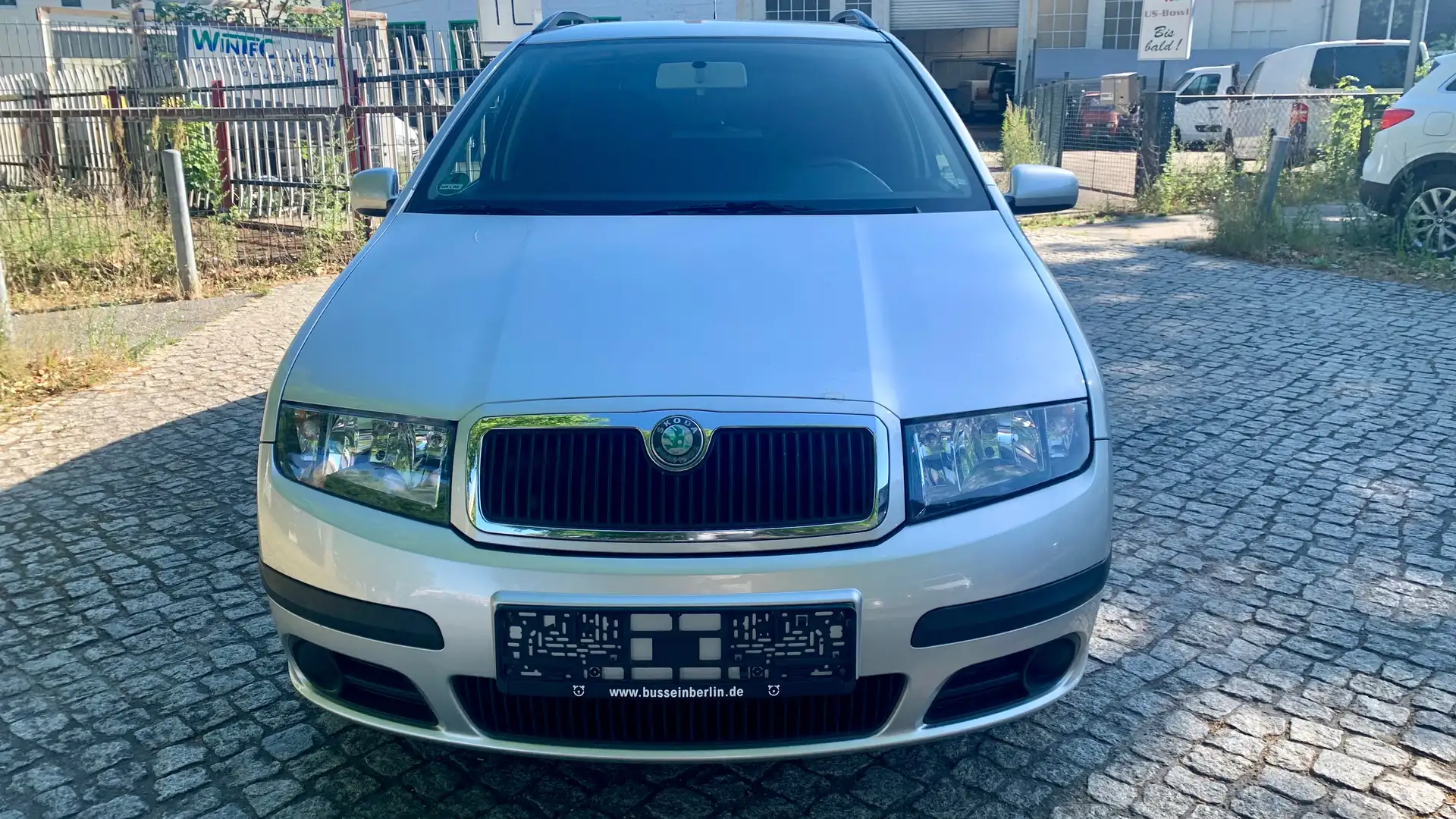 Skoda Fabia Fabia Combi 1.4 16V Combi Ambiente*Klima*AHK*ABS* Argent - 2