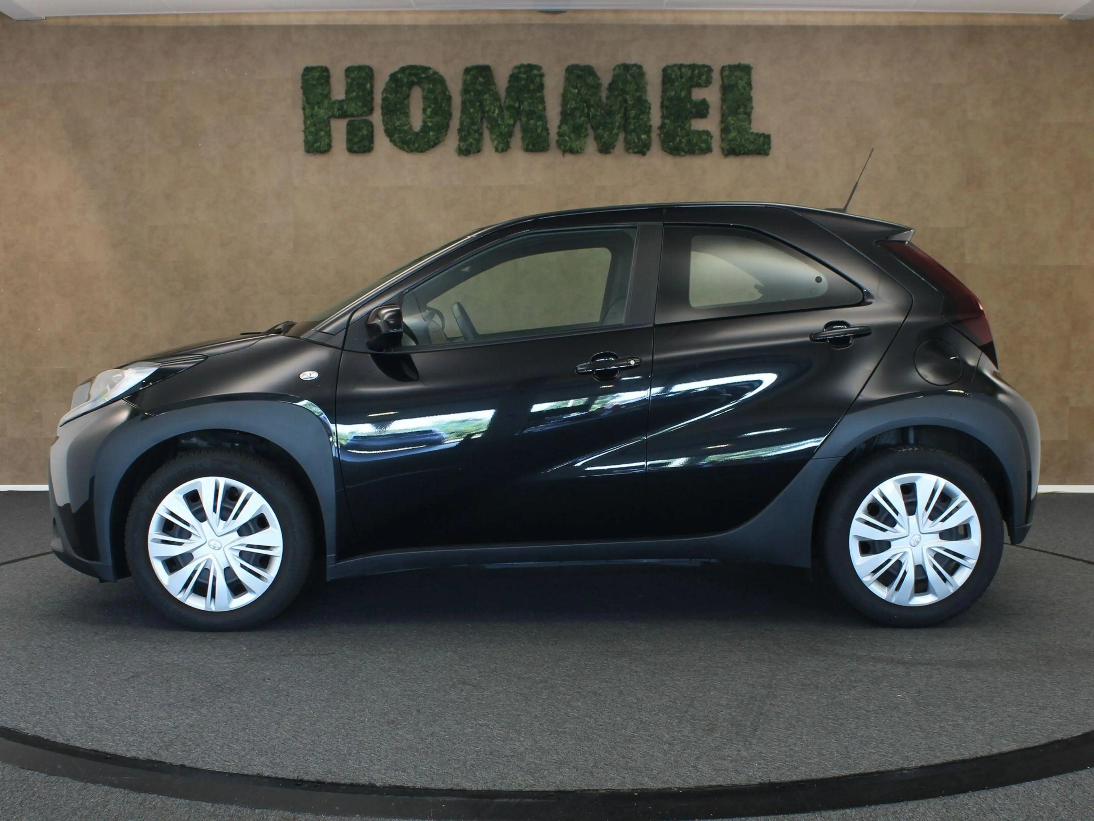 Toyota Aygo X 1.0 VVT-i MT Play - ORIGINEEL NEDERLANDSE AUTO - A — photo 11
