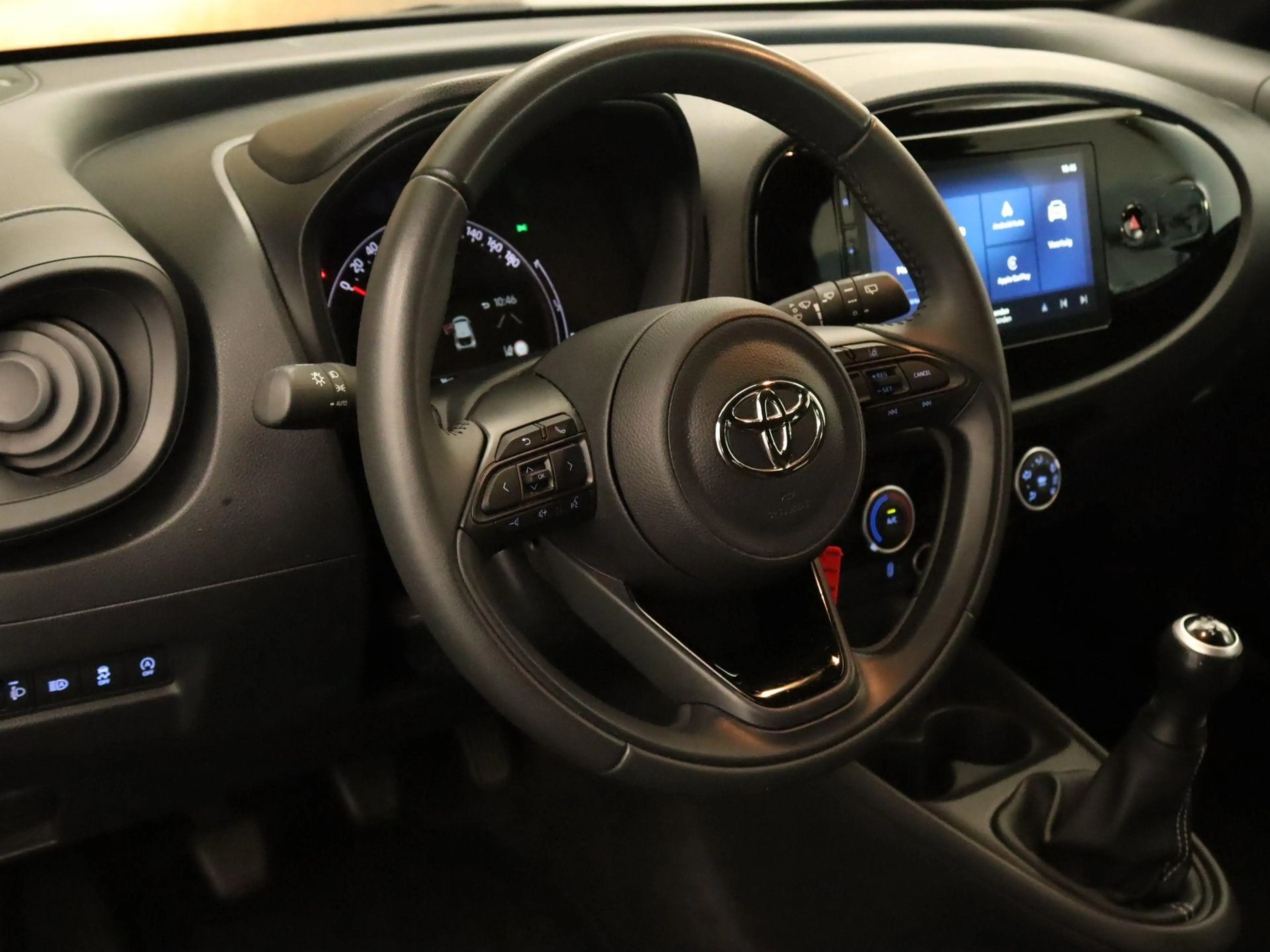 Toyota Aygo X 1.0 VVT-i MT Play - ORIGINEEL NEDERLANDSE AUTO - A — photo 8