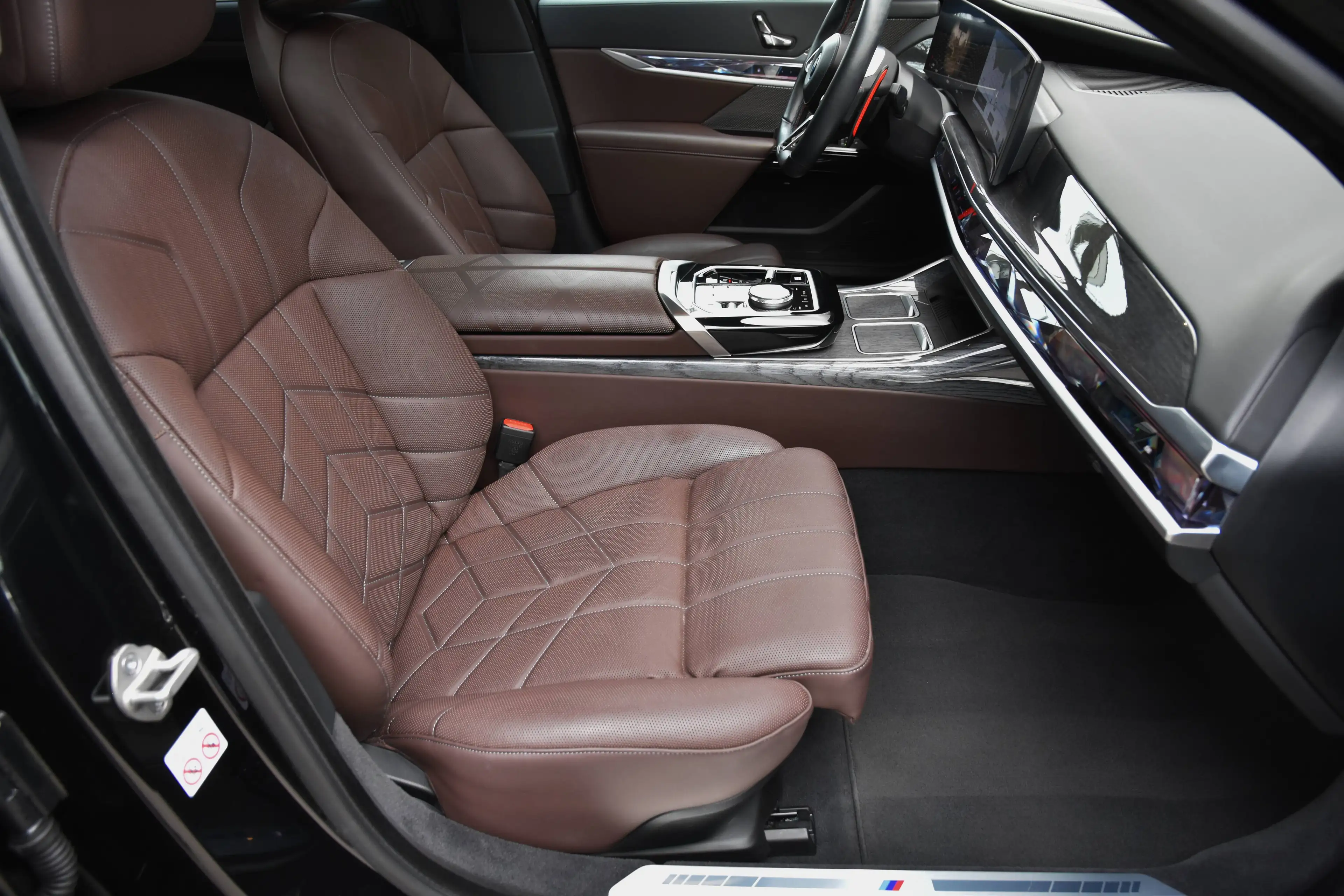BMW 760 E XDRIVE M PERFORMANCE *** 1HD / TOP CONDITION *** — photo 14