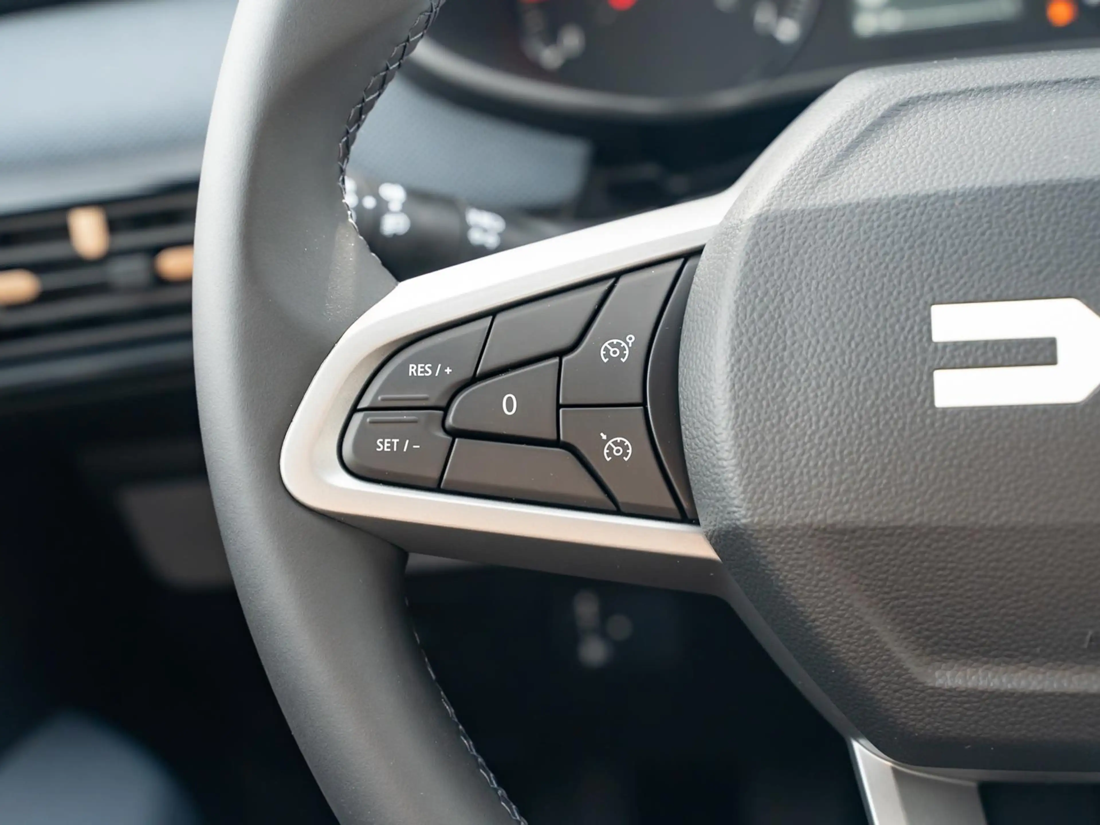 Dacia Sandero Stepway Expression TCe 110 SHZ PDC KLIMA — photo 11
