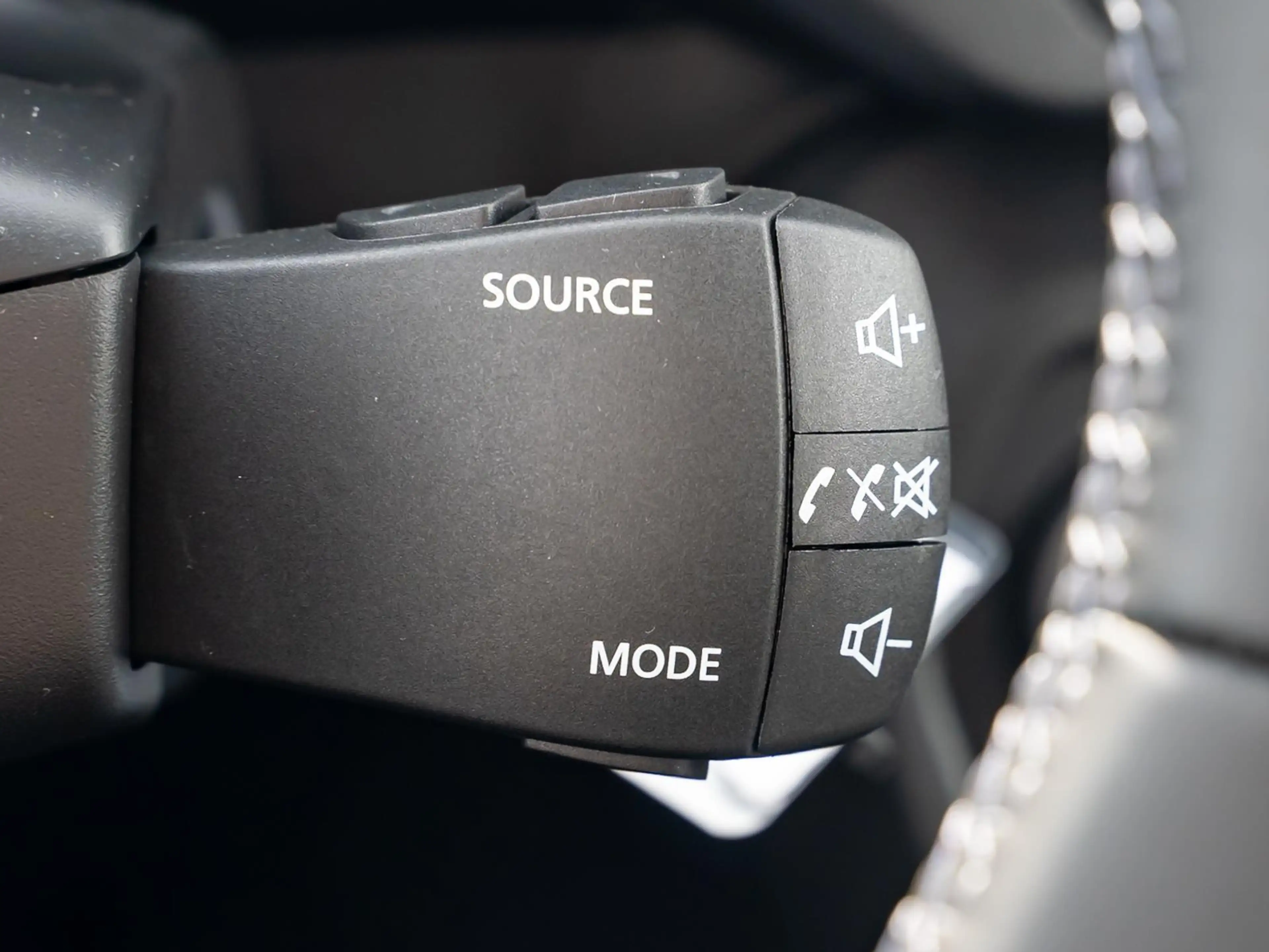 Dacia Sandero Stepway Expression TCe 110 SHZ PDC KLIMA — photo 14