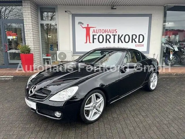 Mercedes-Benz SLK 350 - Navi, SHZ, BT-FSA, Klimaautom. ... - sehr gepfle