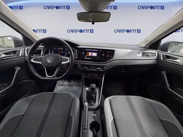 Volkswagen Polo view 12