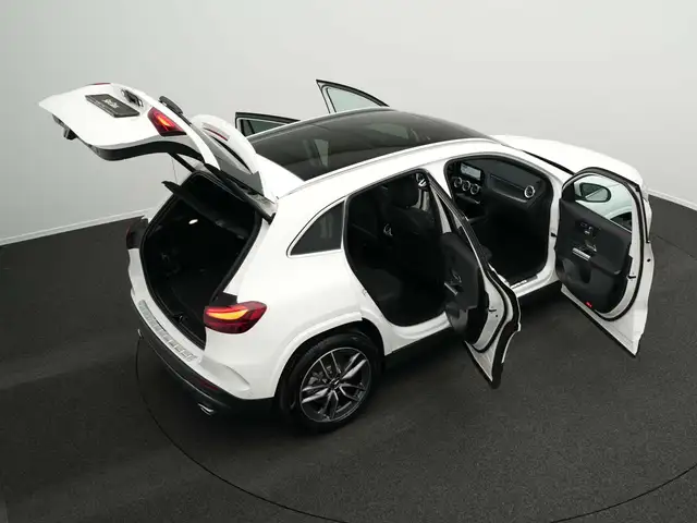 Mercedes-Benz Gla Class view 15