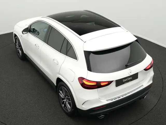 Mercedes-Benz Gla Class view 13