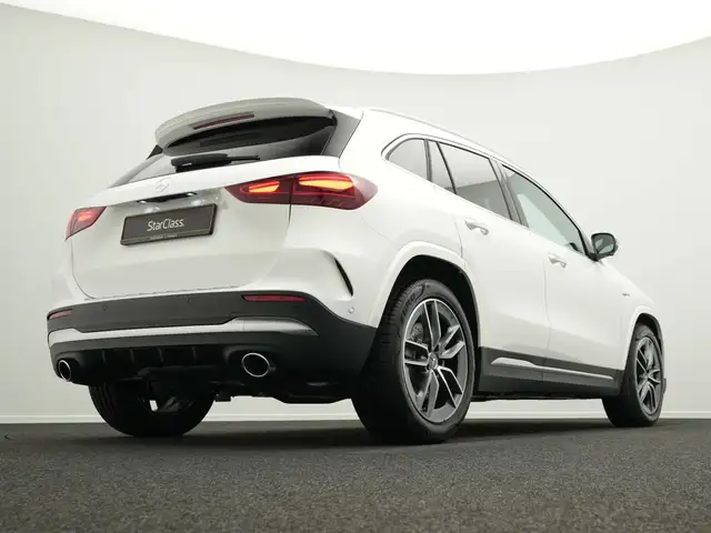 Mercedes-Benz Gla Class view 11