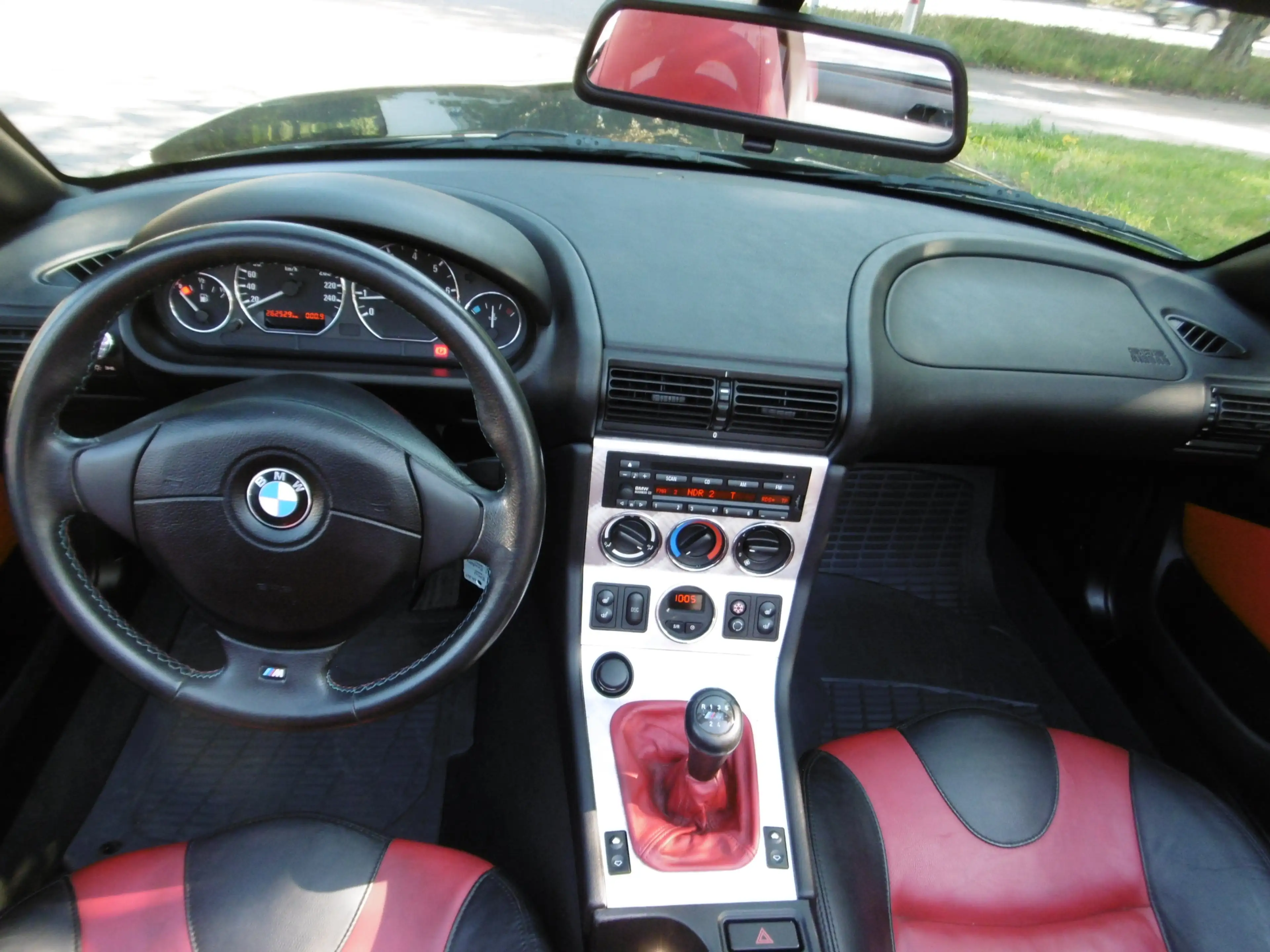 BMW Z3 Roadster 1.9 Ledersportsitze Klima — photo 6