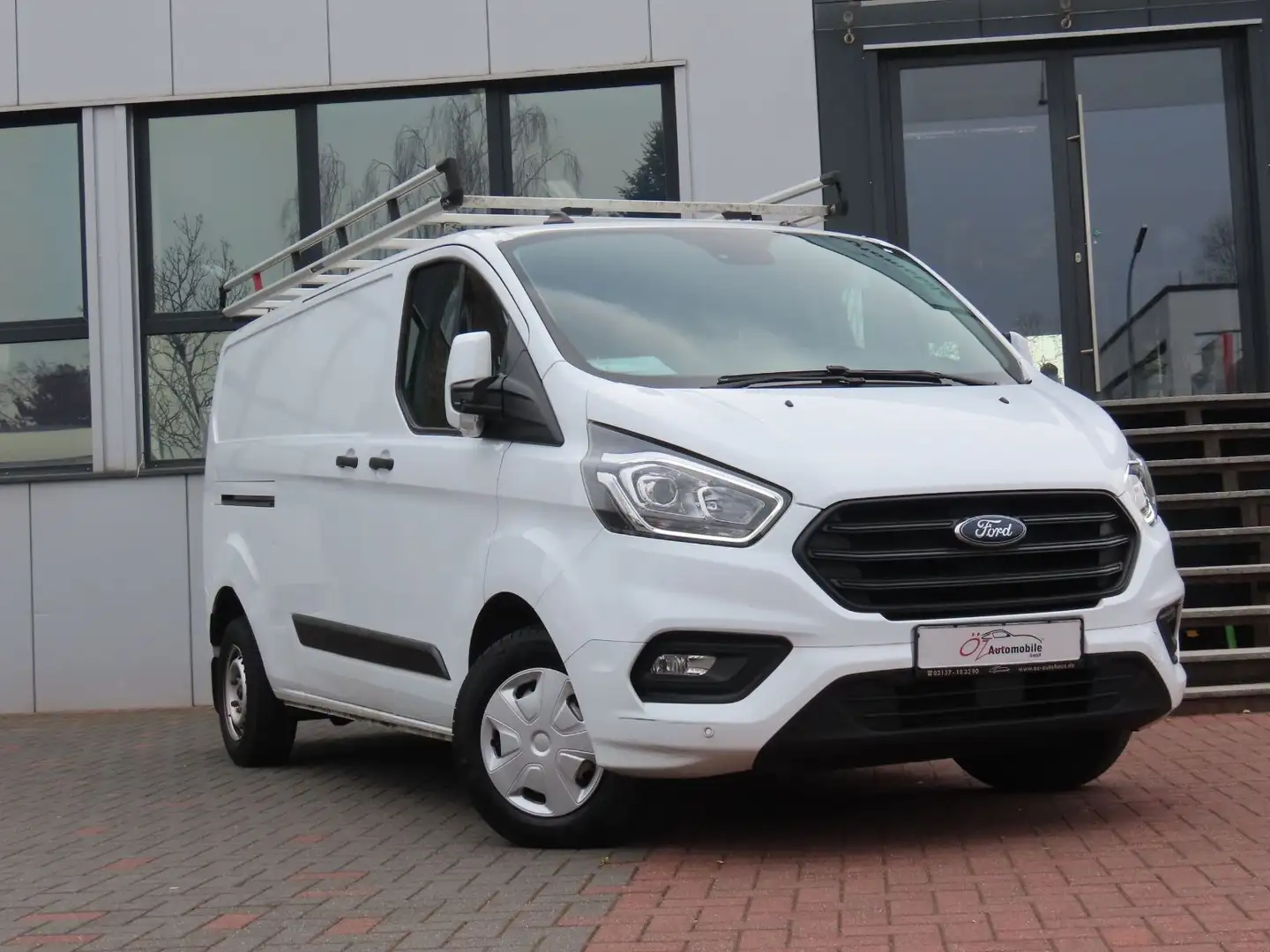 Ford Transit Custom Kasten 300 L2H1 Weiß - 1