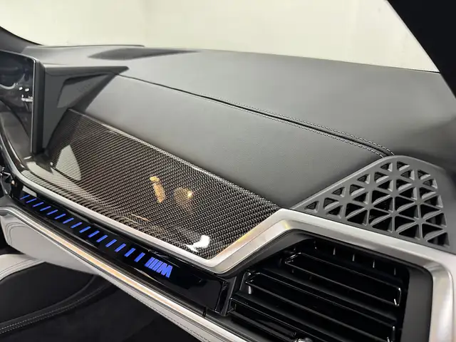 BMW X6 M Competition MHEV xDrive Aut. Sky Lounge, Carbon... Ansicht 24