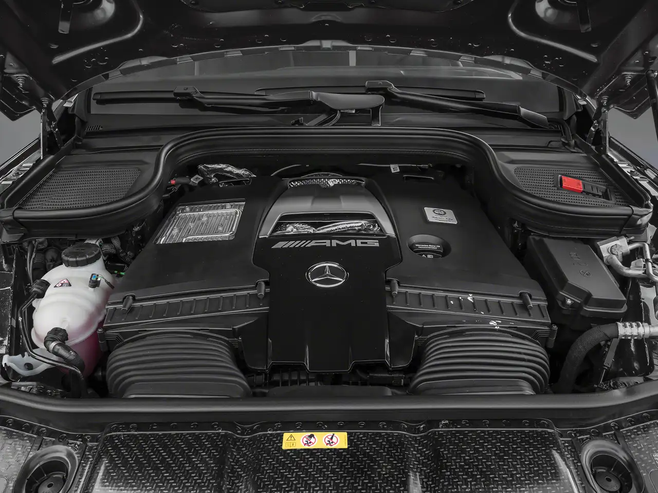 Mercedes-Benz GLE снимка Mercedes-Benz GLE