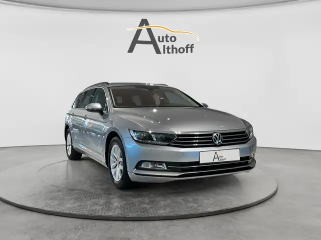 Volkswagen Passat Variant Passat Var. 1.5TSI DSG SHZ NAV ACC KAM 1. Hd