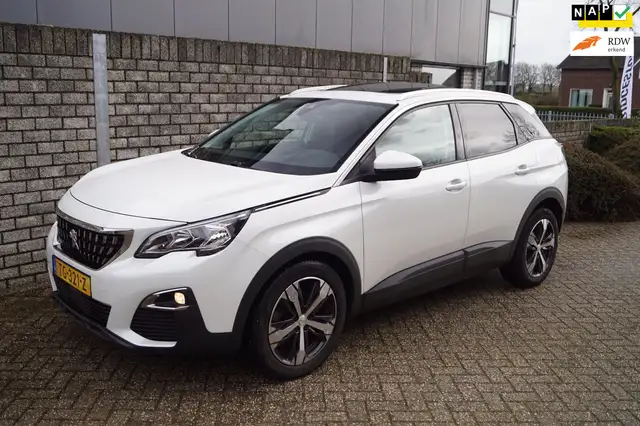 Peugeot 3008 1.2 PureTech Allure Autom Panodak Sportst Navi Cam