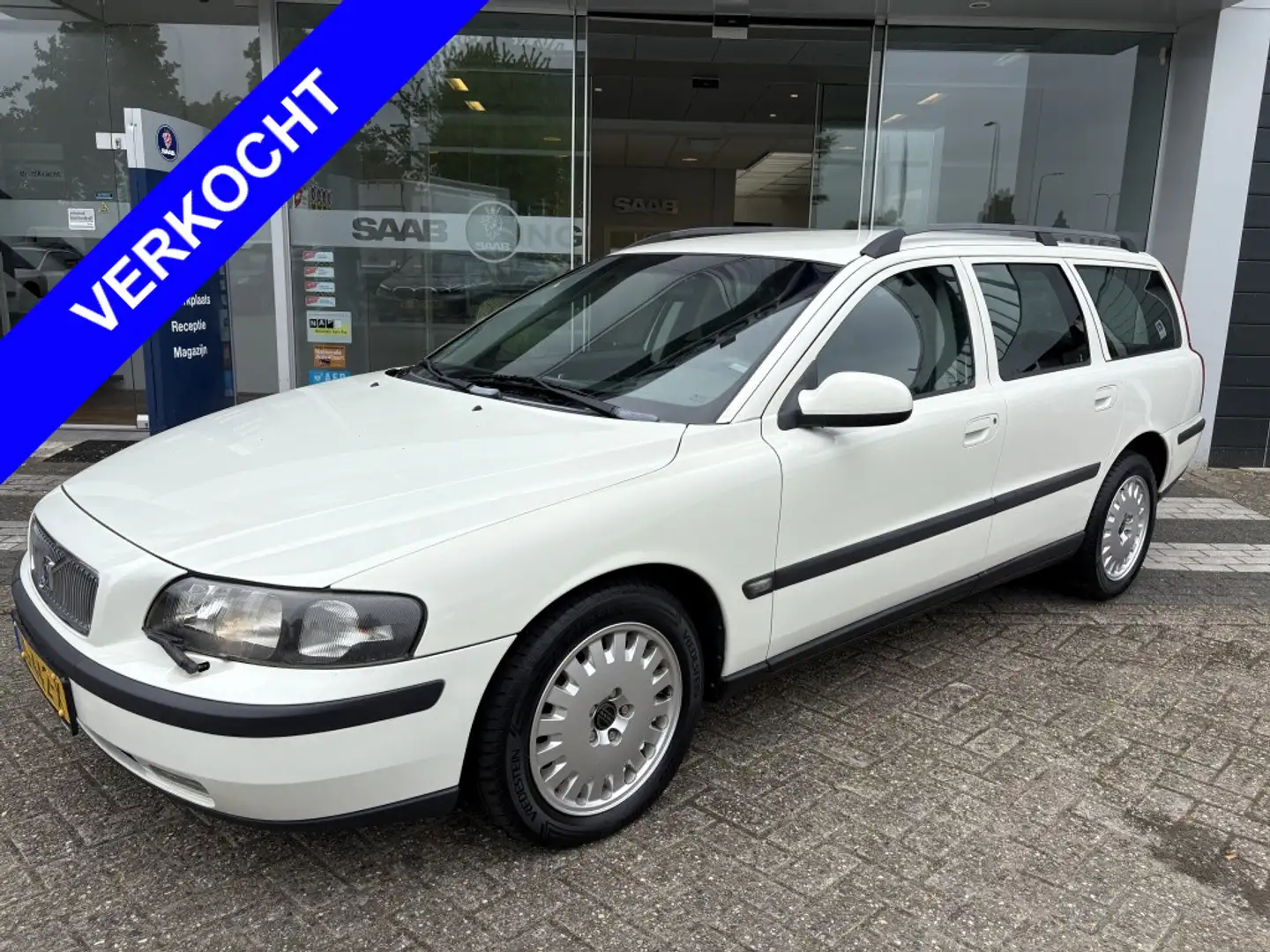 Volvo V70 2.4 Trekhaak/Airco/Parrot Blanco - 1