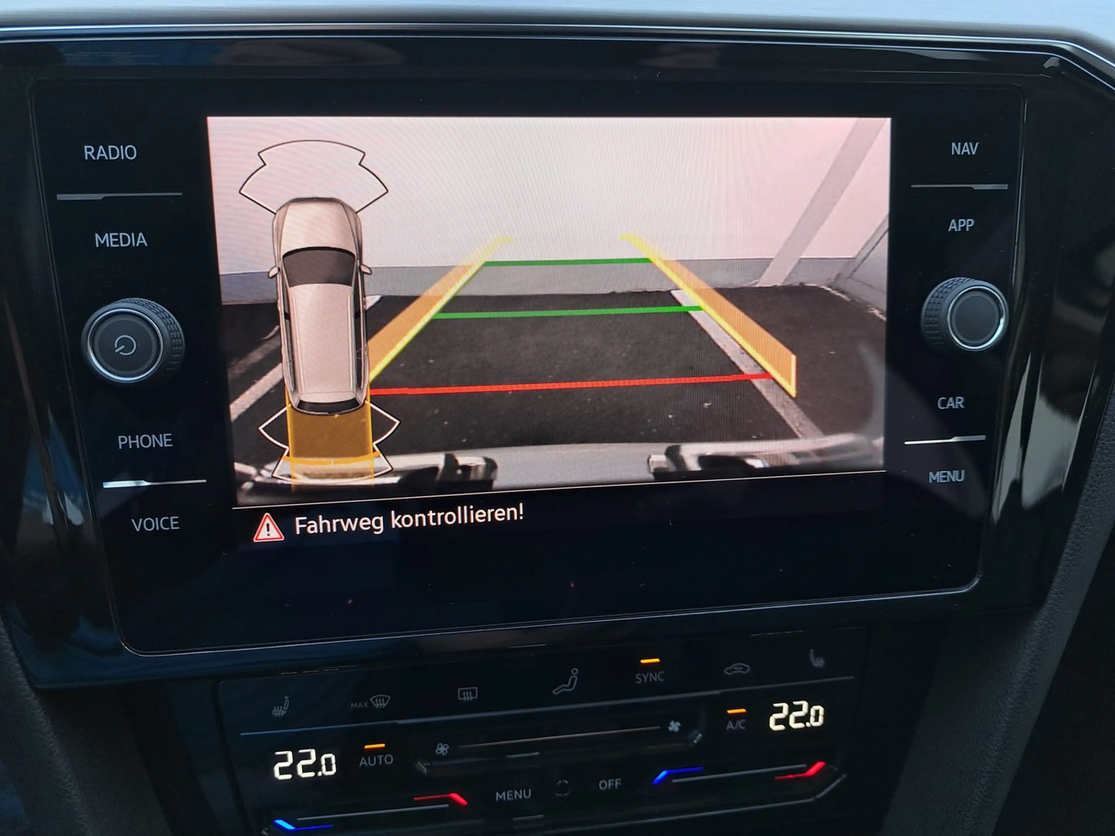 Volkswagen Passat Variant Elegance TDI DSG — photo 12