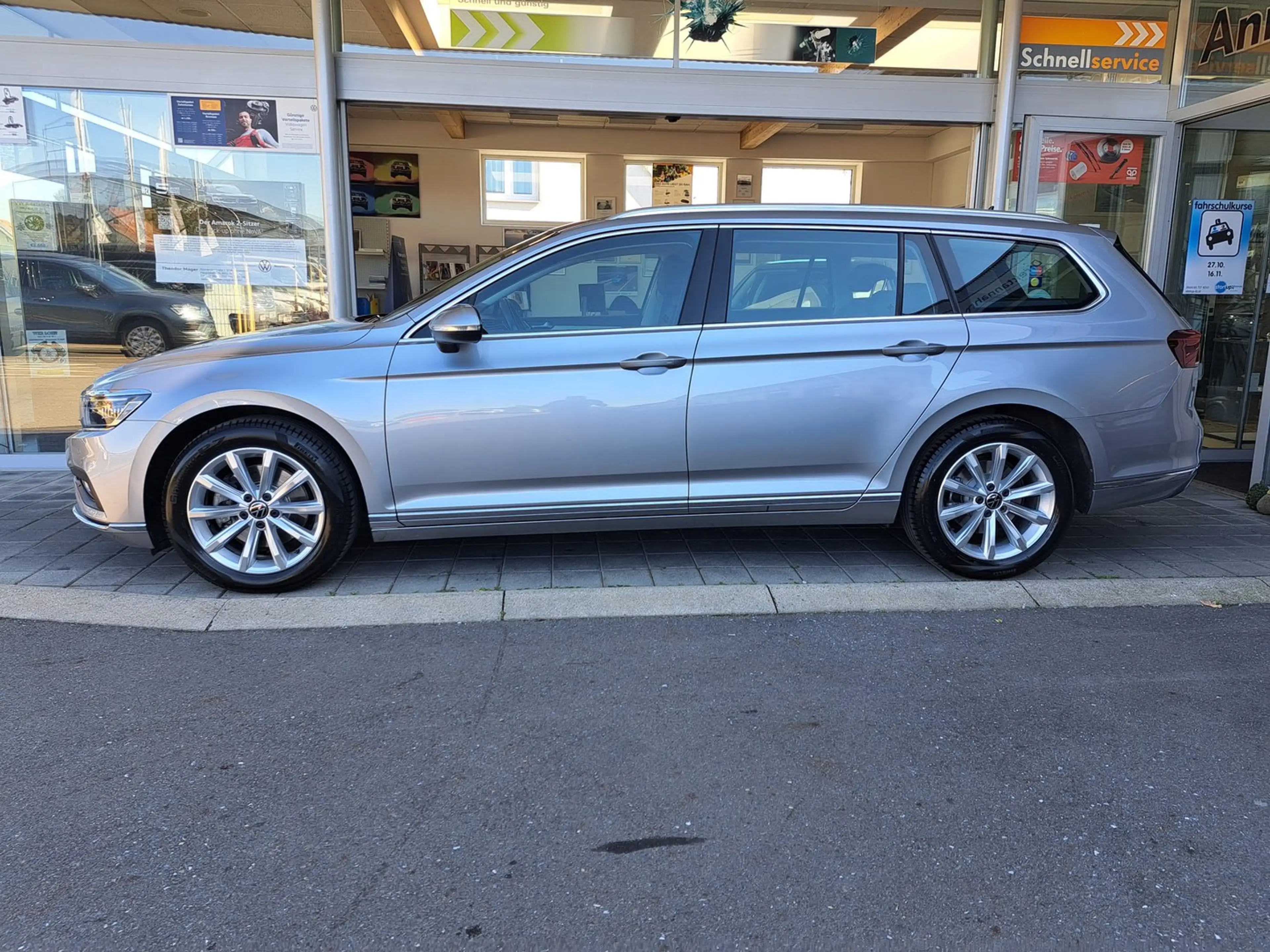 Volkswagen Passat Variant Elegance TDI DSG — photo 3