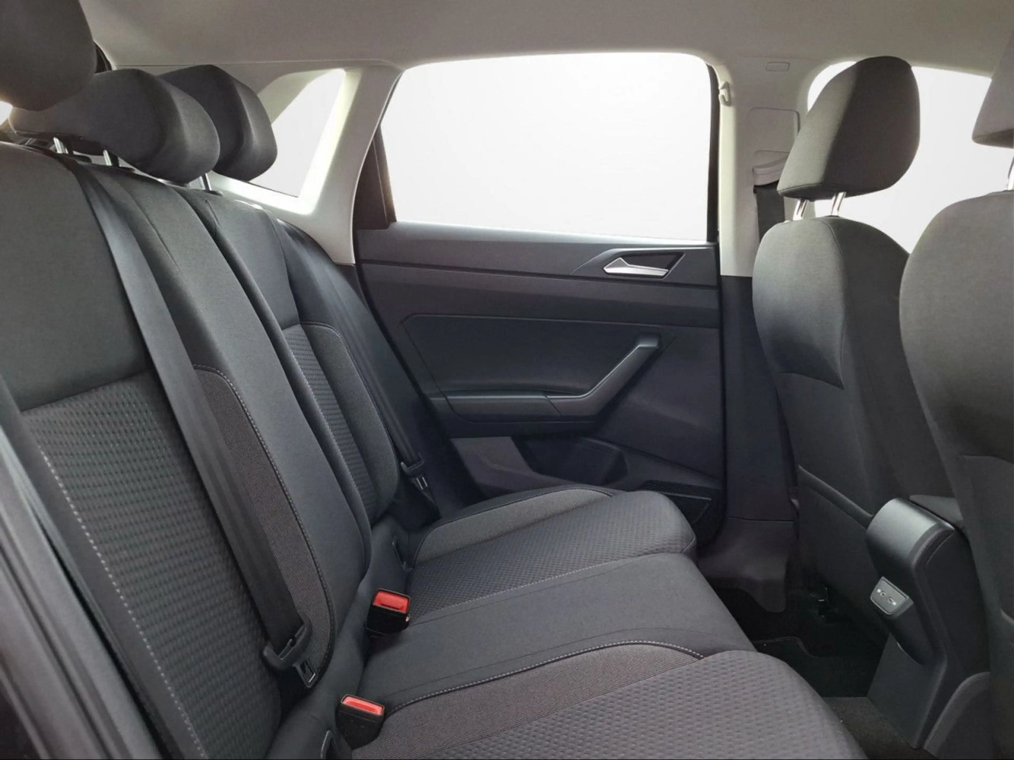 Volkswagen Polo VI 1.0 LIFE SHZ+LED+APP Klima Einparkhilfe — photo 12