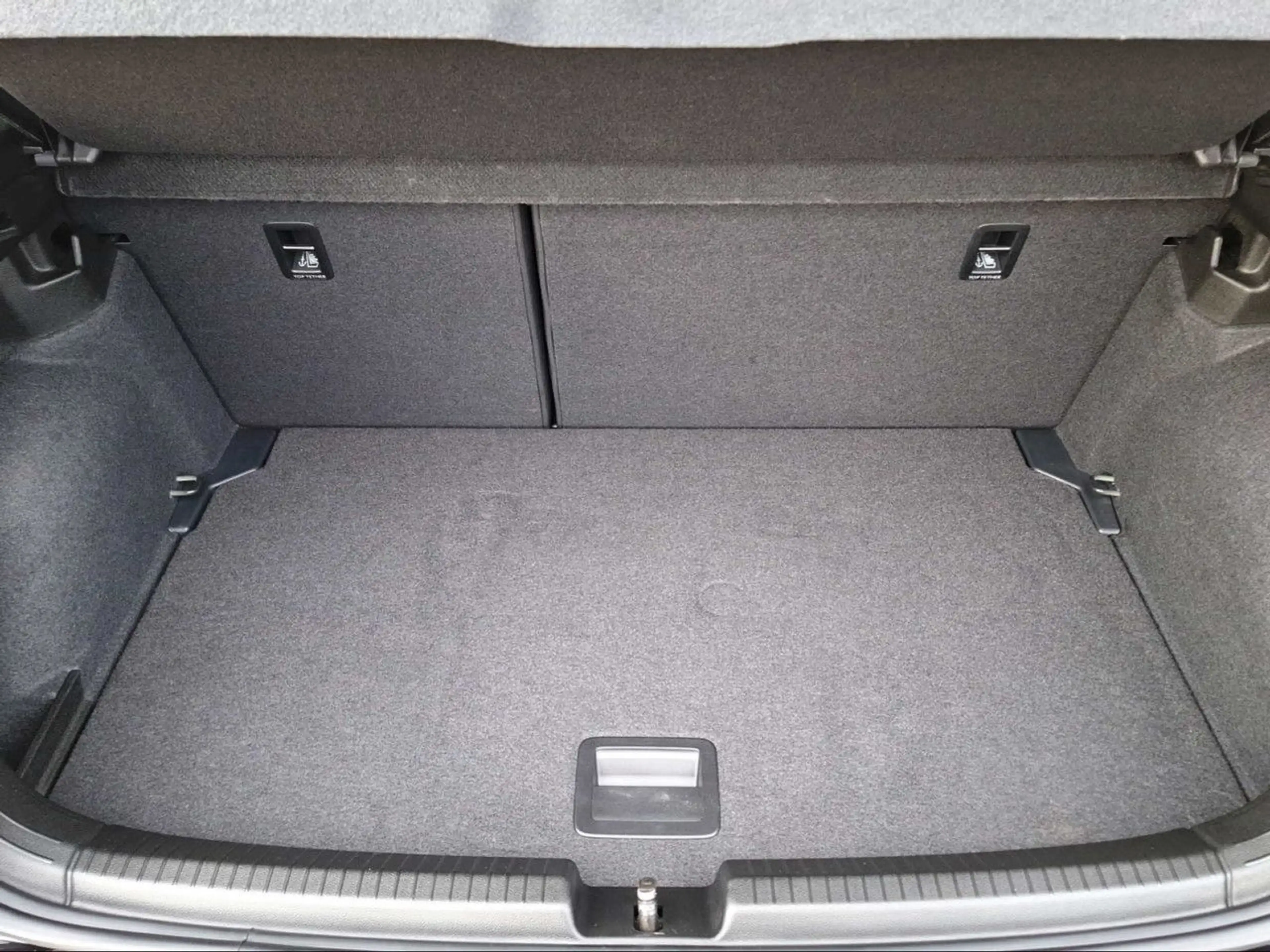 Volkswagen Polo VI 1.0 LIFE SHZ+LED+APP Klima Einparkhilfe — photo 14