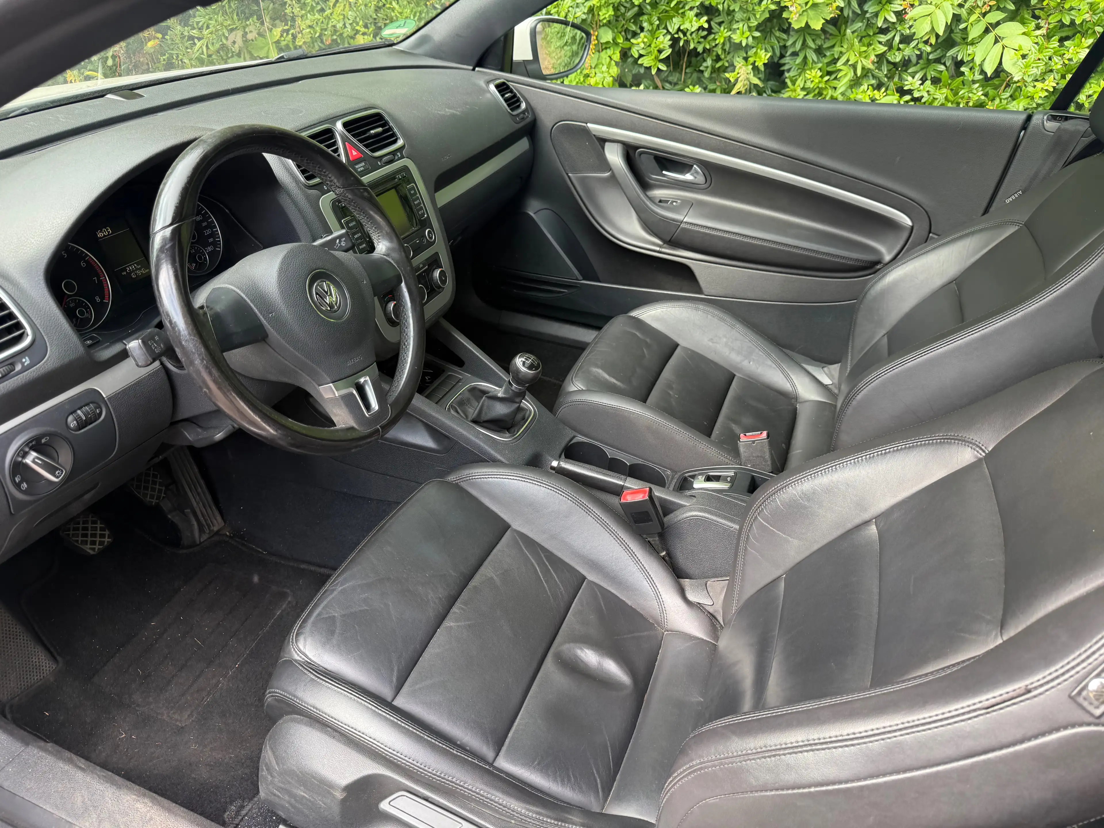 Volkswagen Eos Basis — photo 11