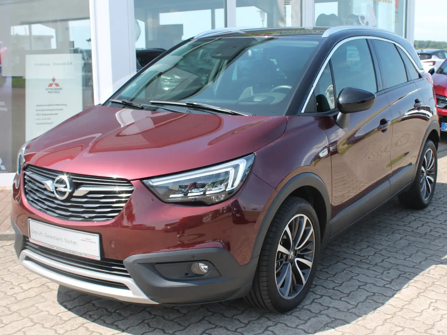 Opel Crossland X 1.2 Ultimate Maro - 1