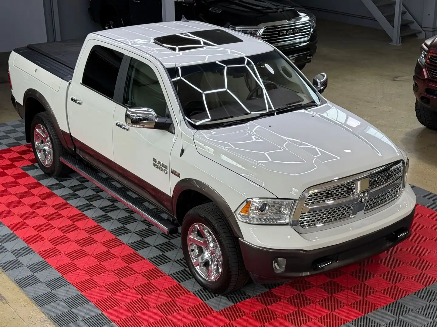 Dodge RAM 1500 5.7 HEMI Laramie 4X4 LPG RAM-BOX Crew Bianco - 1