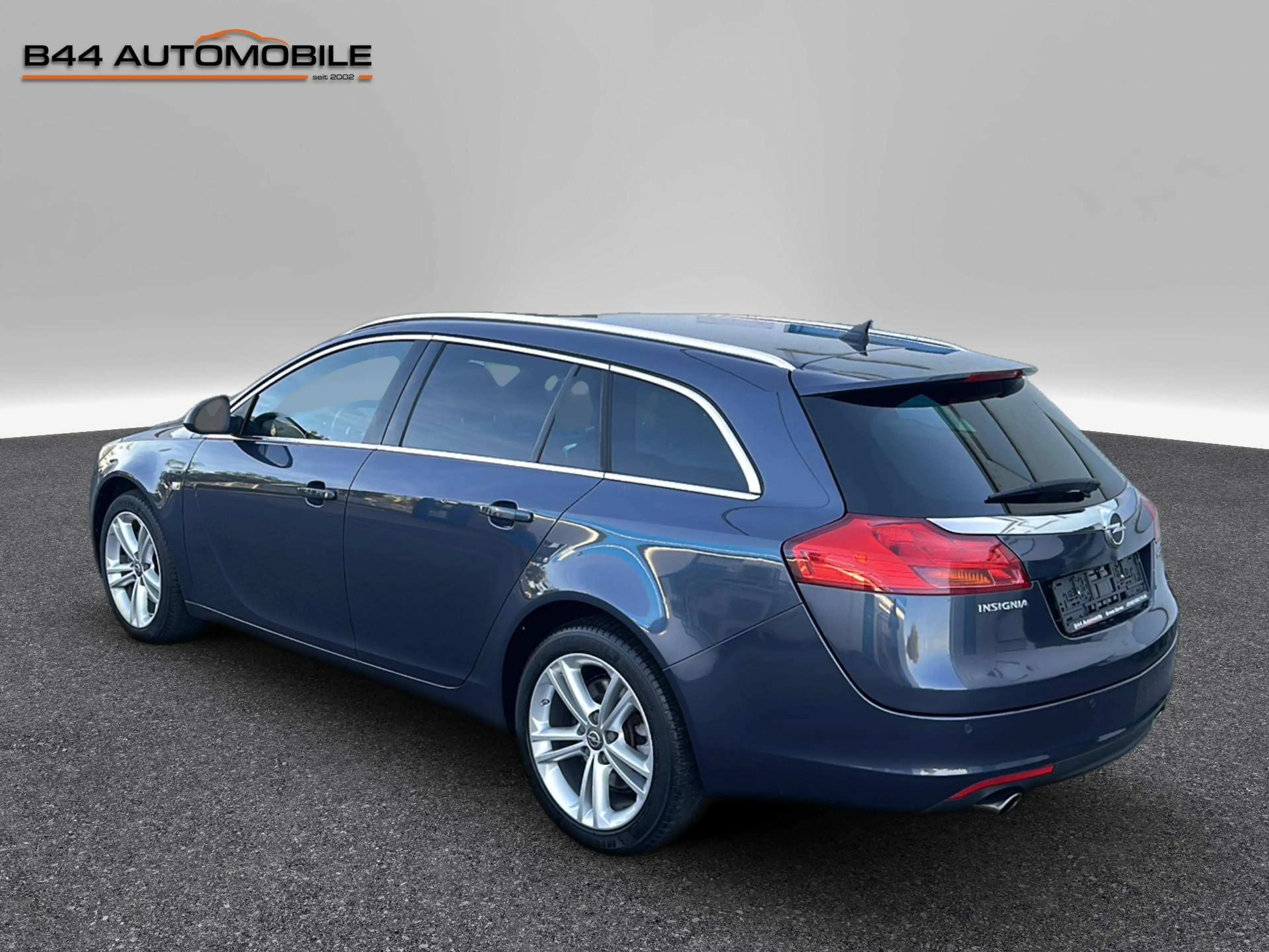 Opel Insignia Sport 4x4*Bi-Xenon*Navi*Temp*PDC*Klima*elek.Sportsitze*OPC-Line-Inter.* — photo 4
