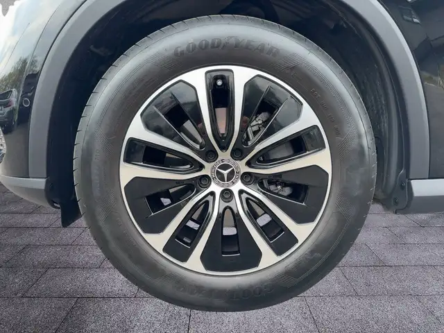 Mercedes-Benz GLC 200 d 4MATIC AVANTGARDE LED AHV LRHZG DISTR Ansicht 13