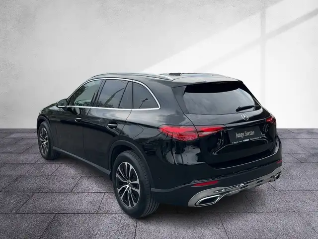 Mercedes-Benz GLC 200 d 4MATIC AVANTGARDE LED AHV LRHZG DISTR Ansicht 4