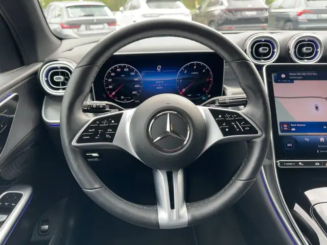 Mercedes-Benz GLC 200 d 4MATIC AVANTGARDE LED AHV LRHZG DISTR Ansicht 11