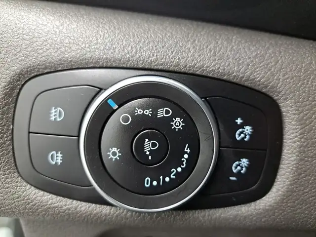 Ford Tourneo Custom view 9