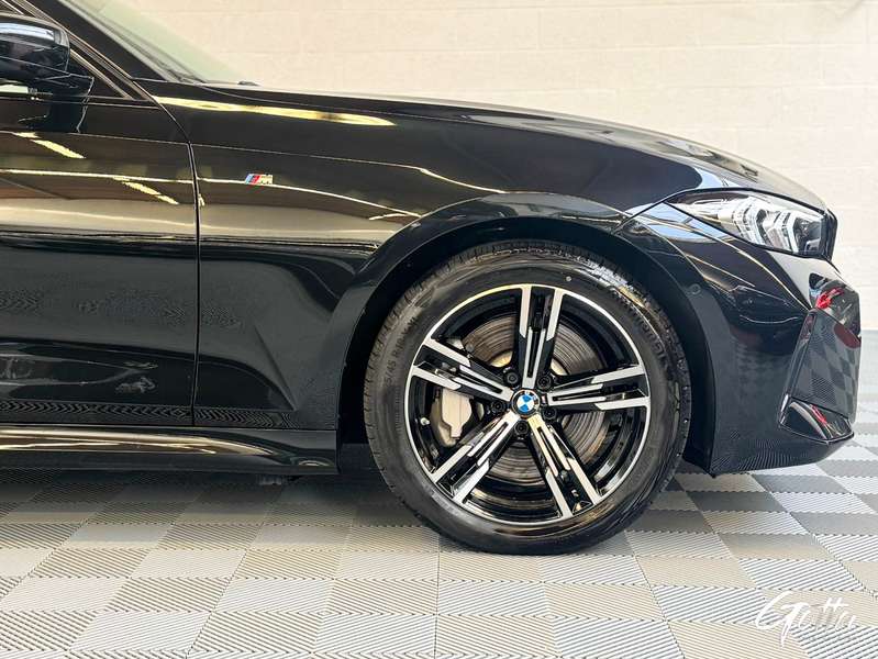 Photo du véhicule BMW 330