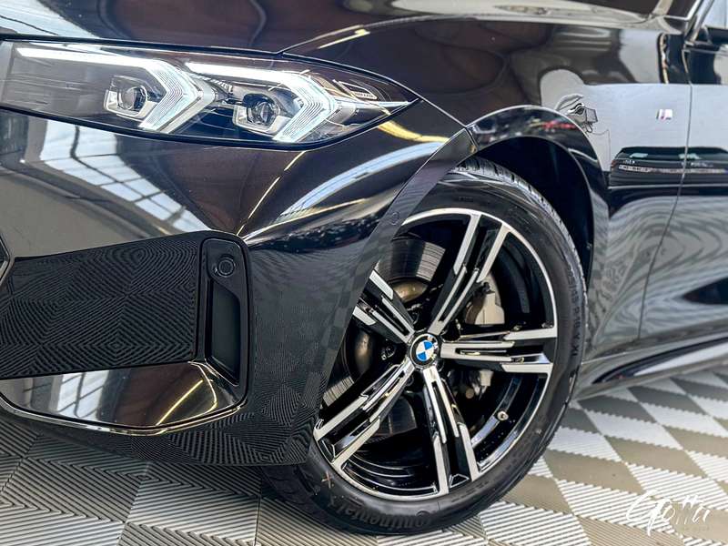 Photo du véhicule BMW 330