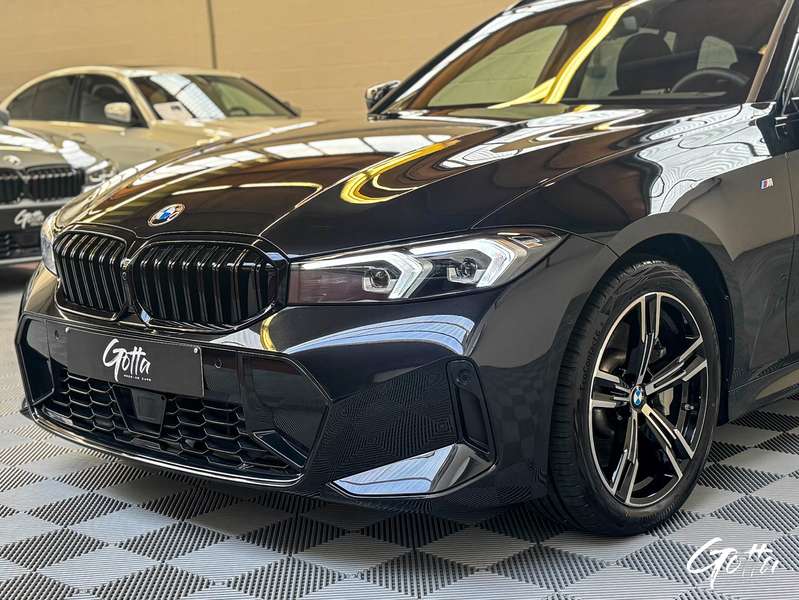 Photo du véhicule BMW 330