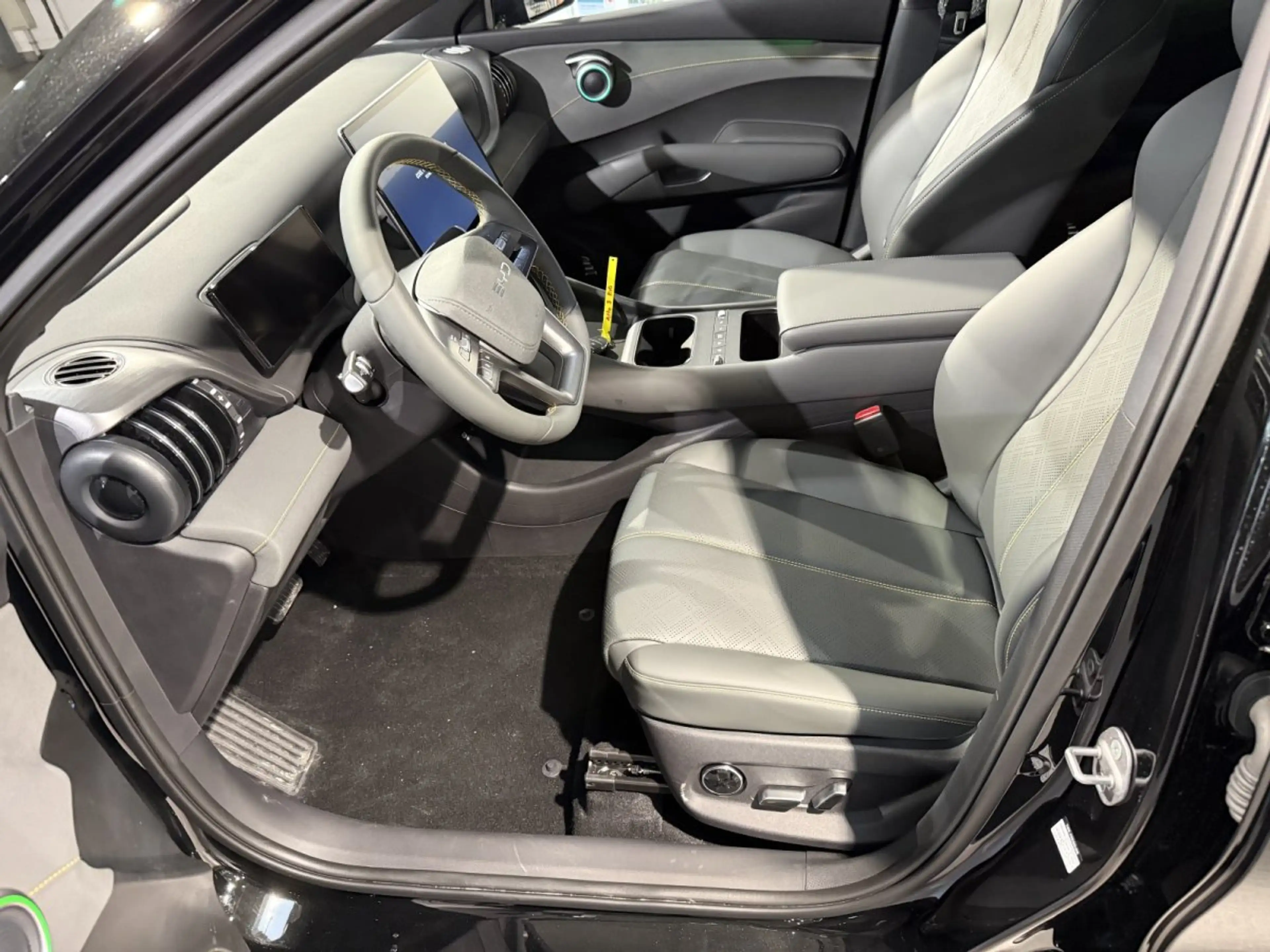 BYD Atto 3 ATTO3 Evo Excellence 75kWh  *360-Grad*Privacy*Lede — photo 7