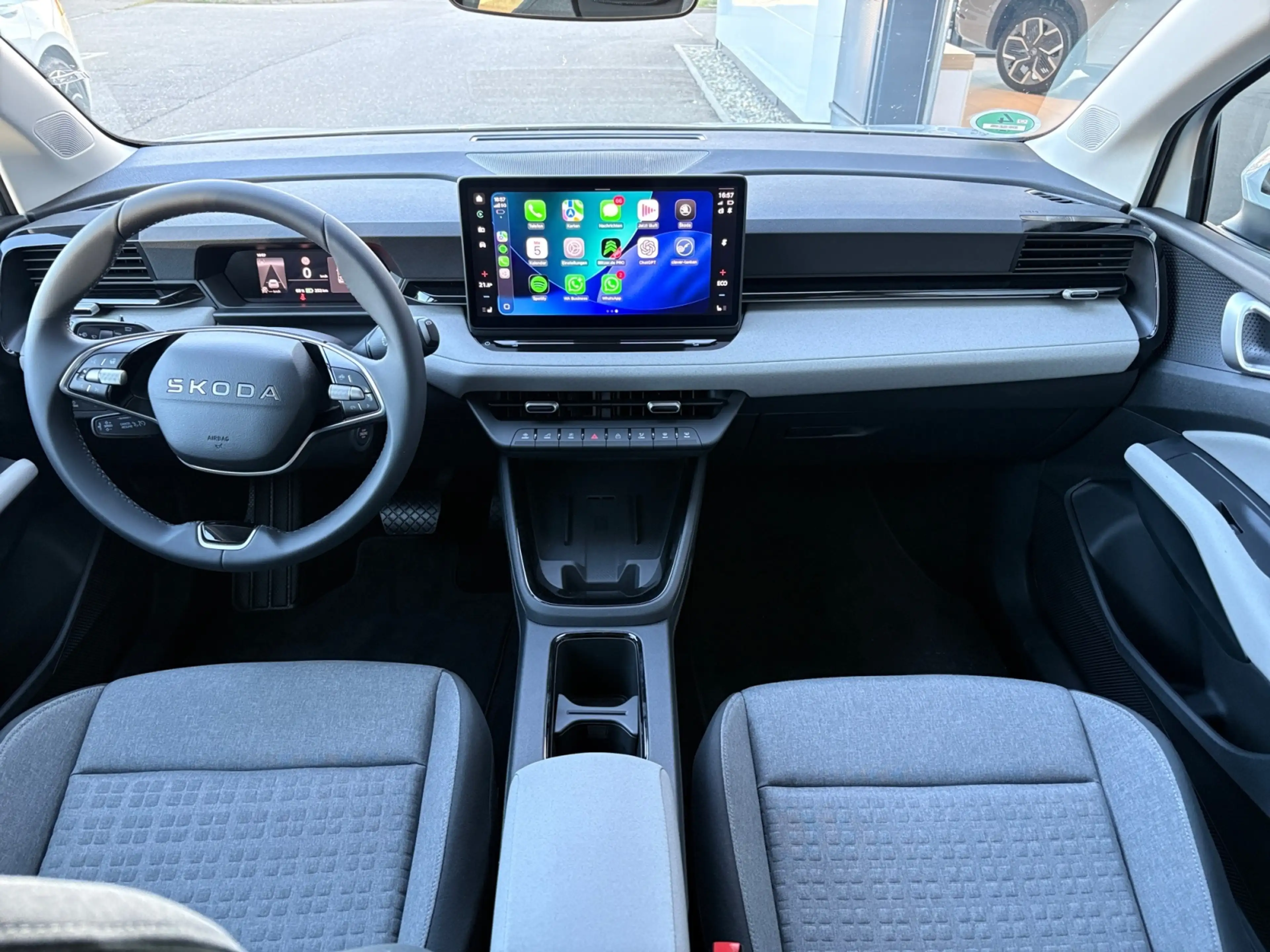 Skoda Epiq Selection 211PS — photo 10