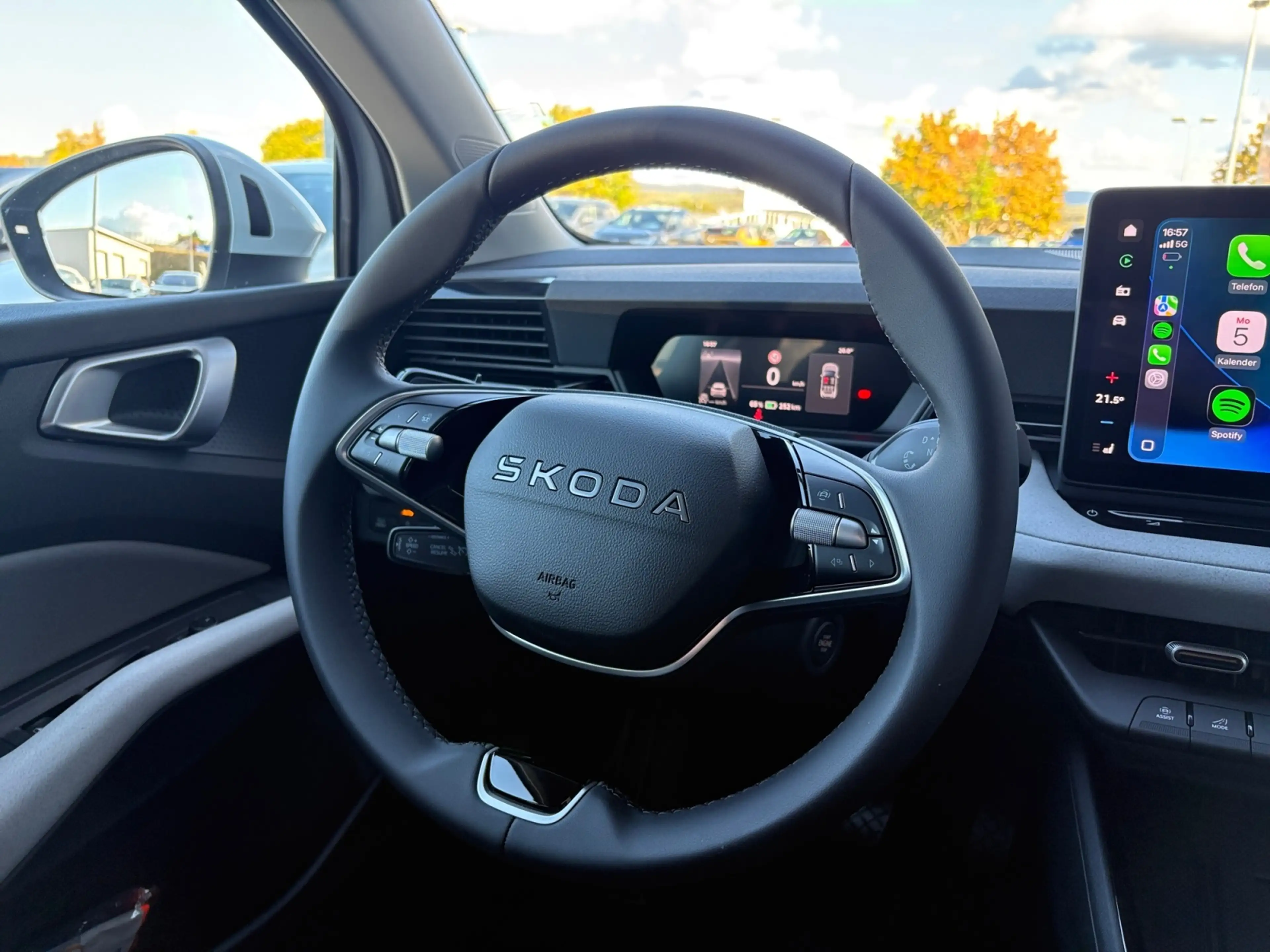 Skoda Epiq Selection 211PS — photo 12