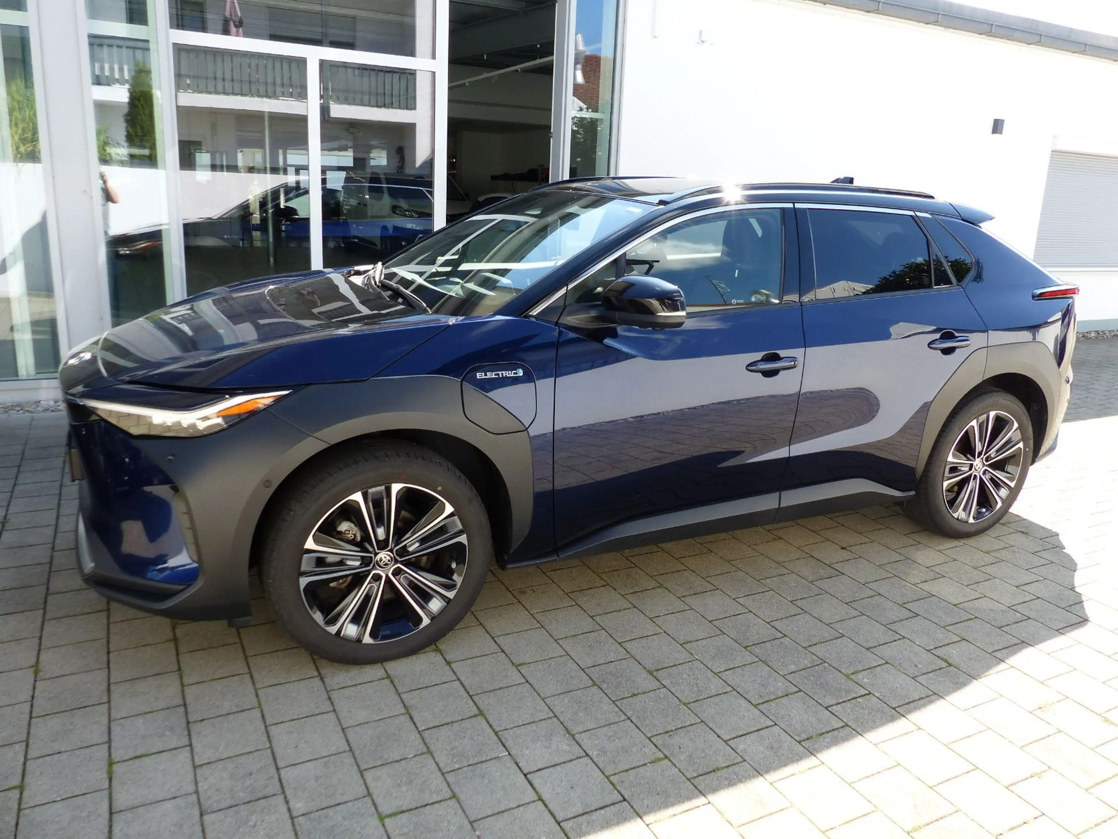 Toyota bZ4X AWD Technik- Komfortpaket JBL — photo 3