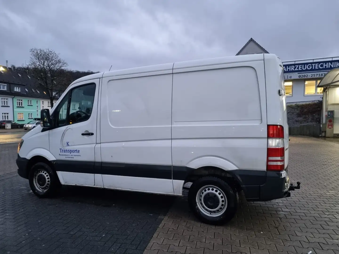 Mercedes-Benz 210/310 Sprinter 210 Weiß - 2