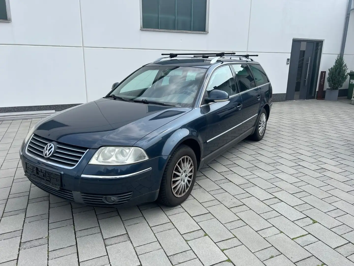 Volkswagen Passat Variant 1,8 T Klima Bleu - 1