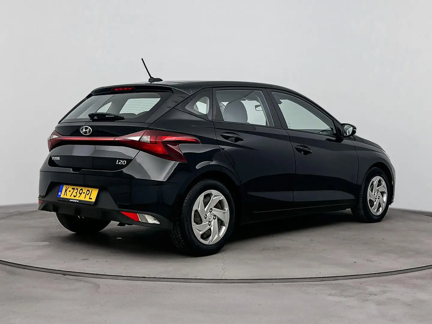 Hyundai i20 1.2 MPI i-Motion | Cruise Controle | Climate Contr Zwart - 2