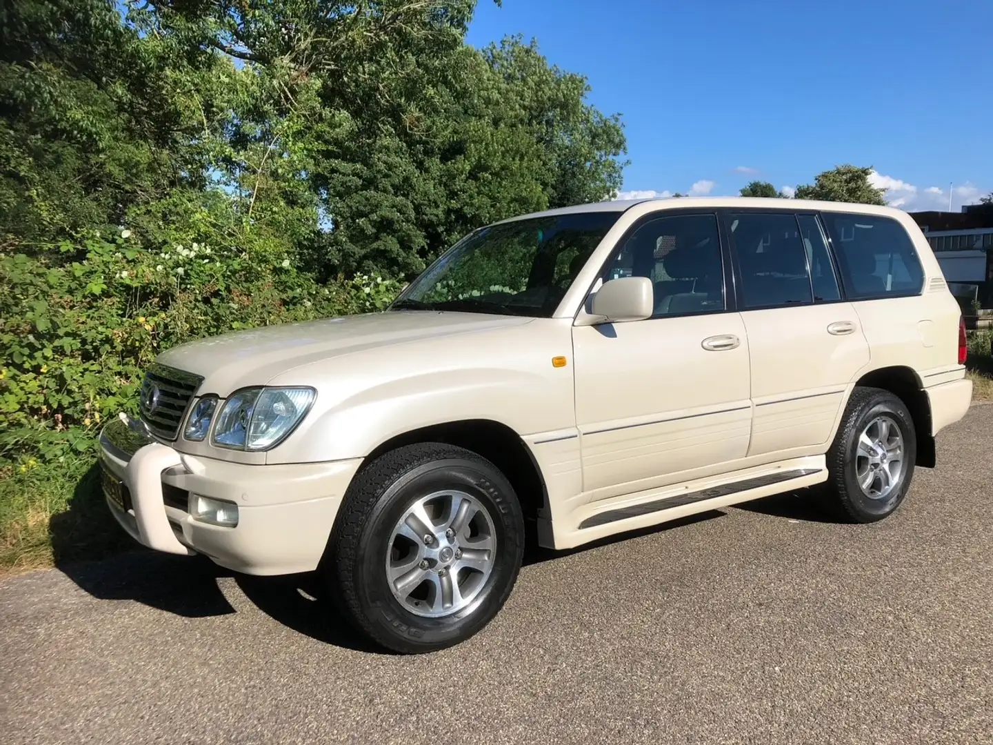 Toyota Land Cruiser LEXUS LX470 ( Landcruiser 100-Series ) 7-persoons Beige - 2